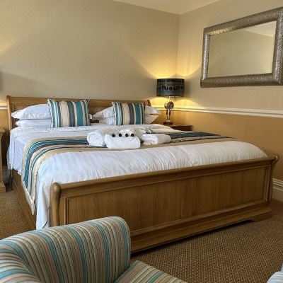 Deluxe Quadruple Room Ensuite With Bath Chester House Guest House Promo Code