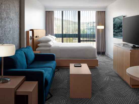 Delta Hotels, Mont Sainte-Anne, Resort & Convention Center Rooms