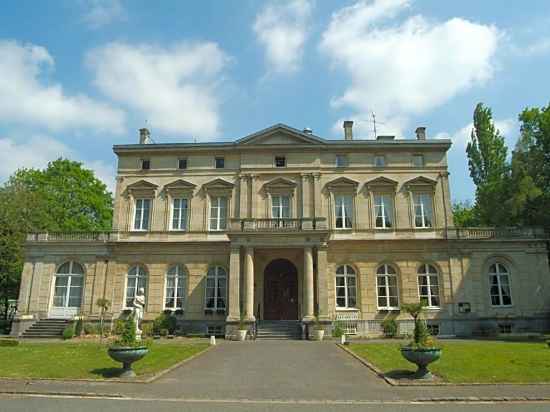 Château de la Motte Fénelon Hotel Exterior