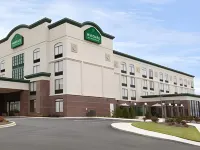 Wingate by Wyndham Louisville East Hotels near Louisville International Airport