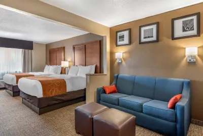 Comfort Suites Terre Haute University Area Hotels near Maurices