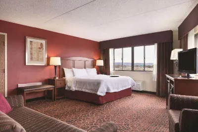 Hampton Inn Frederick Hotels near Frederick Municipal Airport