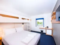 ibis budget Casula Liverpool Hotels near Langdale Farm