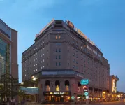 Crowne Plaza Niagara Falls-Fallsview Hotels near Hershey's Chocolate World