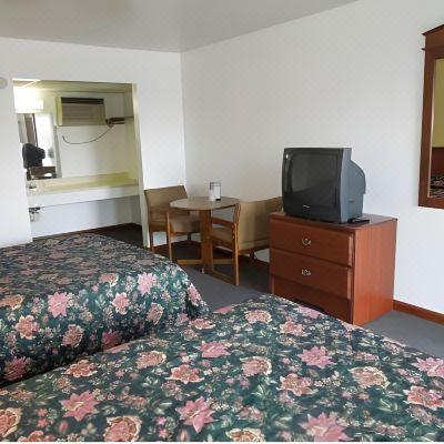 Standard Room, 2 Queen Beds Quality Lodge Sandusky Promo Code