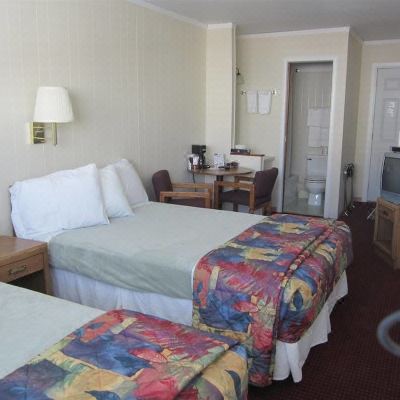 Double Room With Two Double Beds Big Horn Motel Promo Code