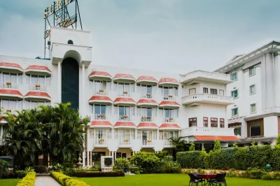 Hotel Surya, Kaiser Palace Hotels in Varanasi