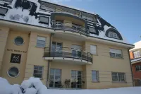 Hotel Alzinn Отели в г. Эсперанж