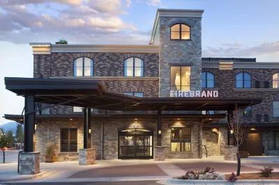 Firebrand Hotel Hotel in zona J & L Snowmobile Rentals