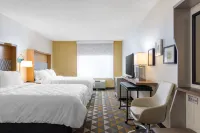 Holiday Inn Cleveland, an IHG Hotel Отели в г. Кливленд