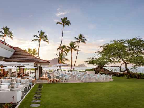 Halekulani Hotel Exterior