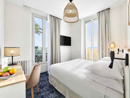 Hotel le Suquet Cannes Rooms