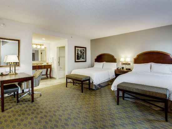 Hampton Inn & Suites Mobile-Downtown Historic District Rooms