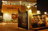 Hotel Zeeras