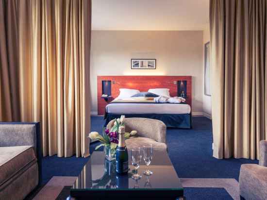 Mercure Maurepas St-Quentin Rooms