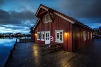 Anker Brygge Hotel di Svolvaer