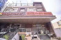 Hotel the City Square Hotels near Mazaar Shaheed E Salis Qazi Nurullah Shustari