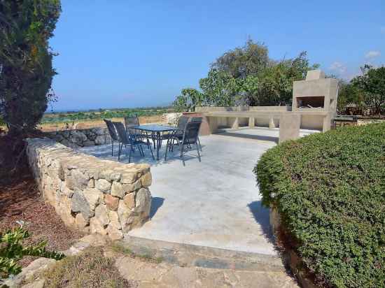 Incredible Large Villa In Paphos sleeps 14 Children Pool, Jacuzzi, Huge Garden Hotel Exterior