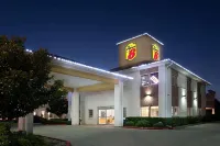 Super 8 by Wyndham Rosenberg TX Hoteles en Richmond