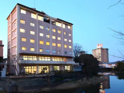 Koyokaku Hotels near Yutoku Museum