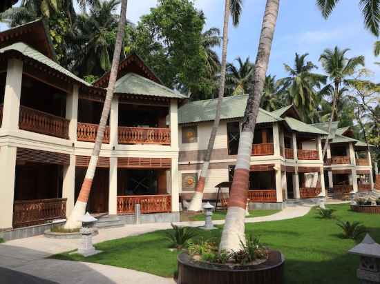 Sandyy Wavess Beach Resort Hotel Exterior