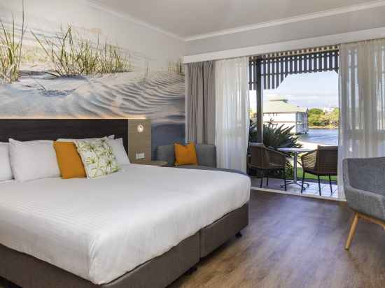 Novotel Sunshine Coast Resort Rooms