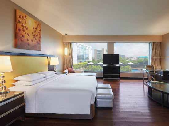 Courtyard by Marriott Mumbai International Airport Rooms