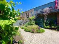 The Penthouse Loft in the Heart of Old Town! Hoteles en Fort Collins