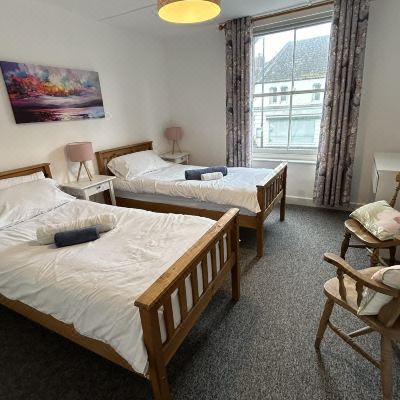 Twin Room-Basic-Private Bathroom-Street View-H.M.s.Lion The Lord Nelson Pub and Accommodation Promo Code