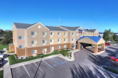 Fairfield Inn & Suites Mt. Pleasant Hotels in Mount Pleasant