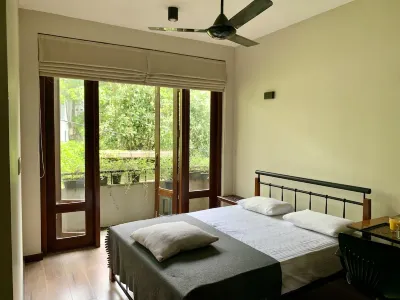 Cozy luxury room with beautiful views Hotels near ICBT Nugegoda Campus