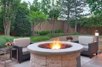 Courtyard Oklahoma City Northwest Hotel dekat OKCMOA Museum Store