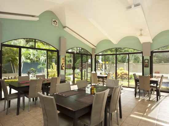 Pitaya Lodge Dining/Meeting Rooms