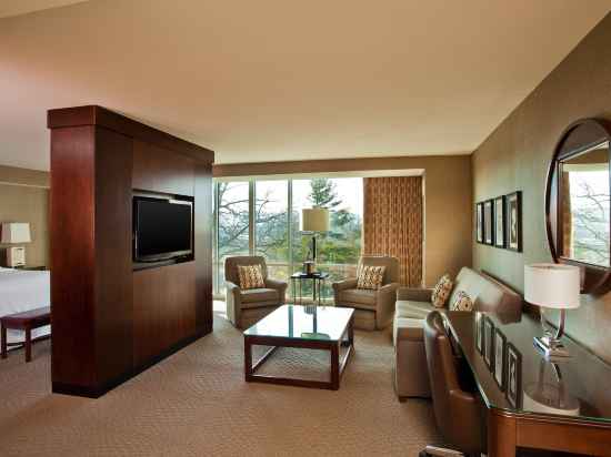 Sheraton Valley Forge King of Prussia Rooms