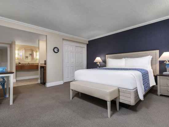 Pismo Lighthouse Suites Rooms