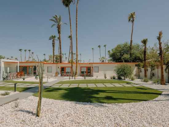 Mojave Resort Hotel Exterior