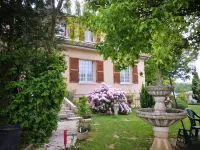 Au Jardin Fleuri Hoteles en Deux-Sèvres