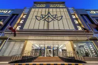 Ross Hotel Hotels near Raidan Center