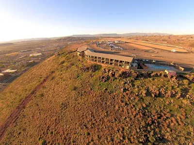 Inn on the Cliff Hotels near St. George Historic Downtown