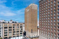 Courtyard St. Louis Downtown/Convention Center Hotels near Church of Christ the Divine