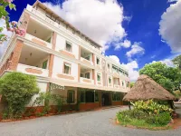 Mango Hill Pondicherry Hotels near Le Green Day Spa - Puducherry