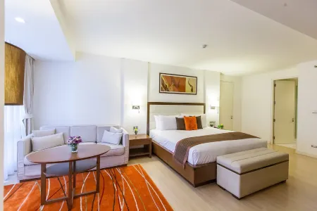 Oakwood Residence Sukhumvit 24