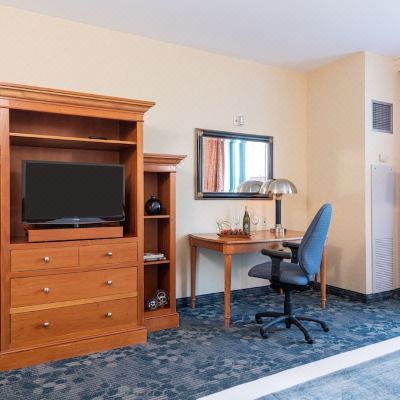 Standard King Room Southbridge Hotel and Conference Center Promo Code