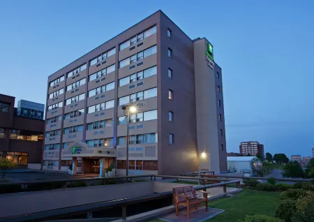 Holiday Inn Express & Suites Saint John Harbour Side