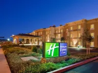 Holiday Inn Express & Suites Napa Valley-American Canyon Hotels near Inti