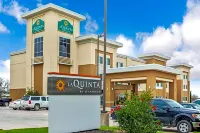 La Quinta Inn & Suites by Wyndham Gonzales TX Hotels in Gonzales