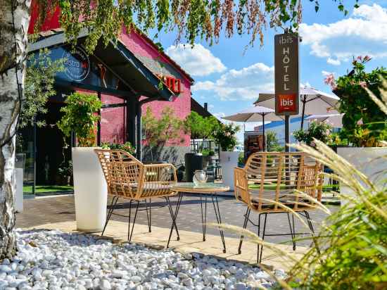 Hôtel ibis Mâcon Sud Crêches Hotel Exterior