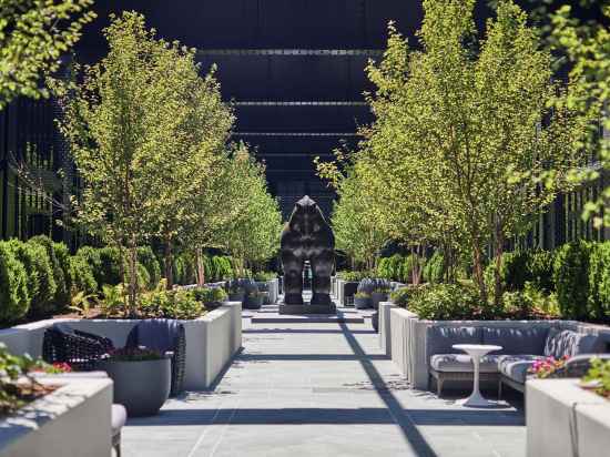 Sagamore Pendry Baltimore Hotel Exterior