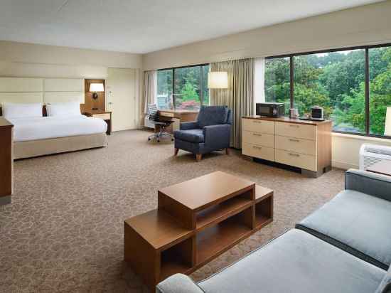 DoubleTree by Hilton Williamsburg Rooms