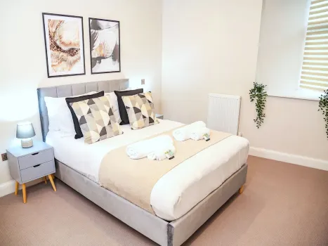 Shrewsbury Apartments by Bevolve - Free Parking Hotels near Shrewsbury Prison